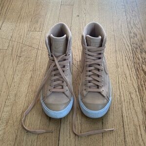 Nike Blazer Mid Premium